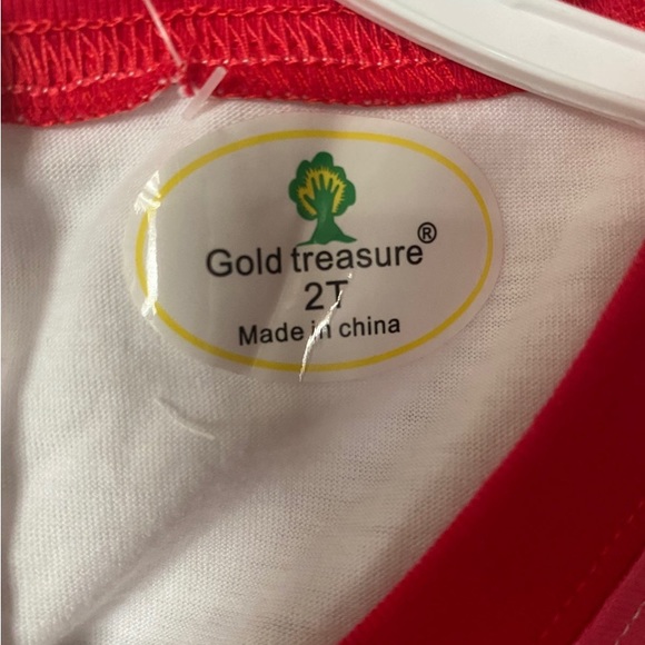 Gold Treasure Winter PJs NWT 2T - Picture 7 of 7